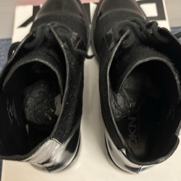 DKNY Maggie Boots size 9 - Picture 5 of 7